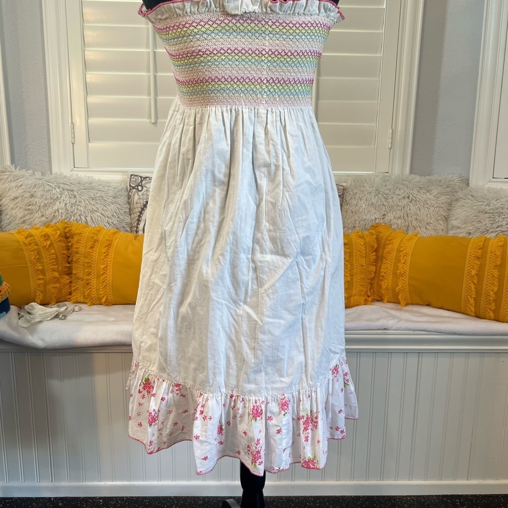 Vintage White straplessSmocked Top with Multicolor Embroidery - Picture 9 of 15